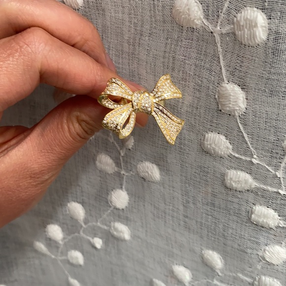Gold plated big bow statement ring size 6 - Picture 6 of 6